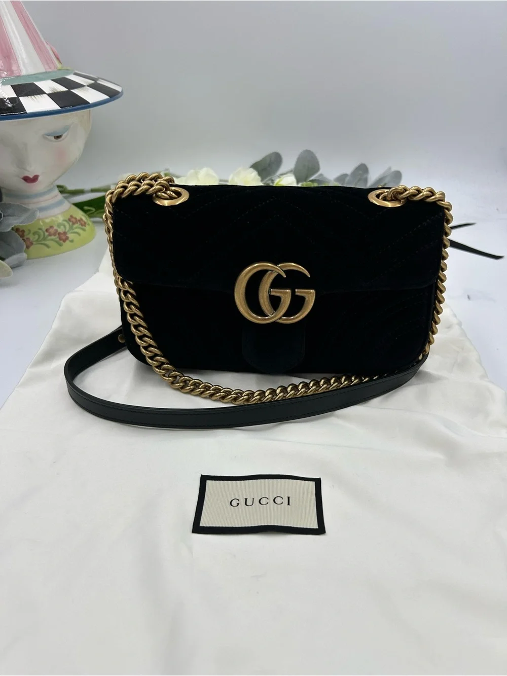 Women's Gucci GG Marmont quilted velvet shoulder bag made in Italy - Picture 2 of 16